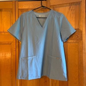 Figs set- never worn